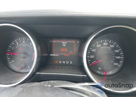 2020 Ford Mustang Ecoboost Fastback z USA, uszkodzony, nr VIN 1FA6P8TH9L5126506